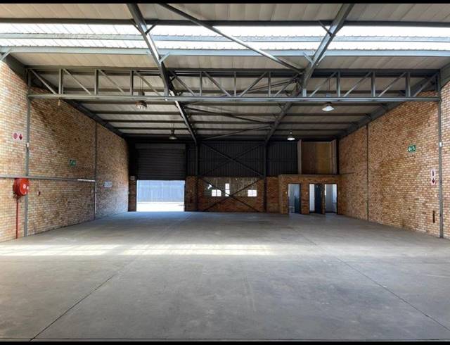 INDUSTRIAL PROPERTY TO RENT IN HALFWAY HOUSE